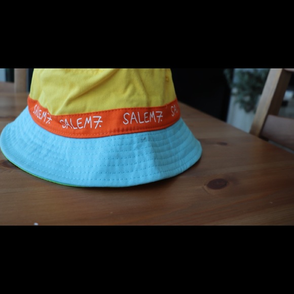 New Unisex Zumiez Bucket Hat - Picture 3 of 3